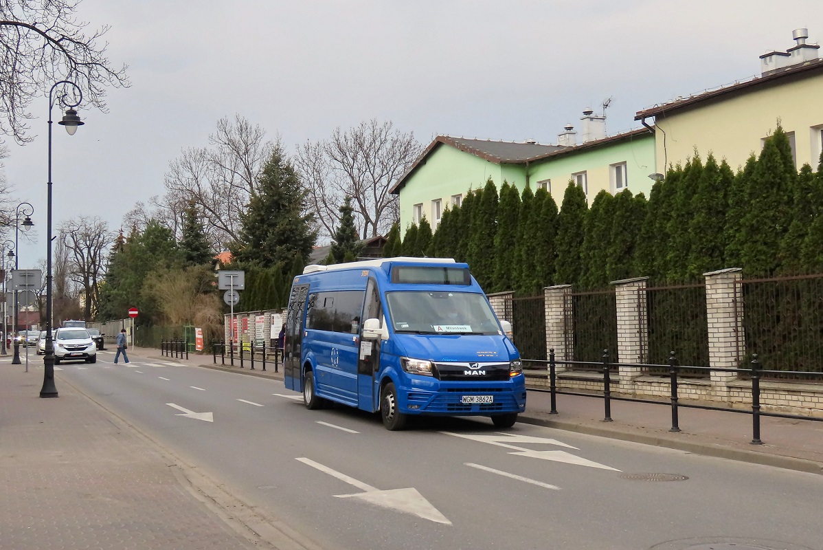 WGM 3862A
MAN jedzie jako kurs linii numer A â Grodzisk Maz. Szpital (15:25)-MilanĂłwek Ĺťukowska (16:17). 
Od 1 kwietnia 2021 r. na komunikacjÄ miejskÄ w MilanĂłwku powrĂłciĹ Grygiel, ale co ciekawe jeĹşdzi on taborem Darobusa ktĂłry byĹ dotychczasowym przewoĹşnikiem w tej komunikacji. Sam wĂłz planowo zaĹ powinien jeĹşdziÄ na kontrakcie L-kowym Darobusa w Konstancinie. 
