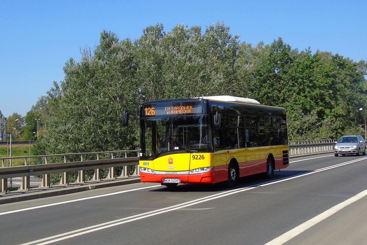 9226
Solaris wykonuje kurs linii numer 126 w relacji Tarchomin (11:35)-CH TargĂłwek (12:21). 
