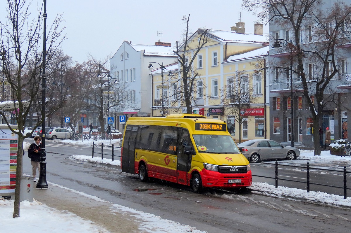 219
MAN stoi na pÄtli w oczekiwaniu na wykonanie kursu â121â linii numer 30 â Grodzisk Maz. Dw. PKP (13:12)-PieĹki SĹubickie (14:02)-Grodzisk Maz. Dw. PKP (14:41).
Słowa kluczowe: zima