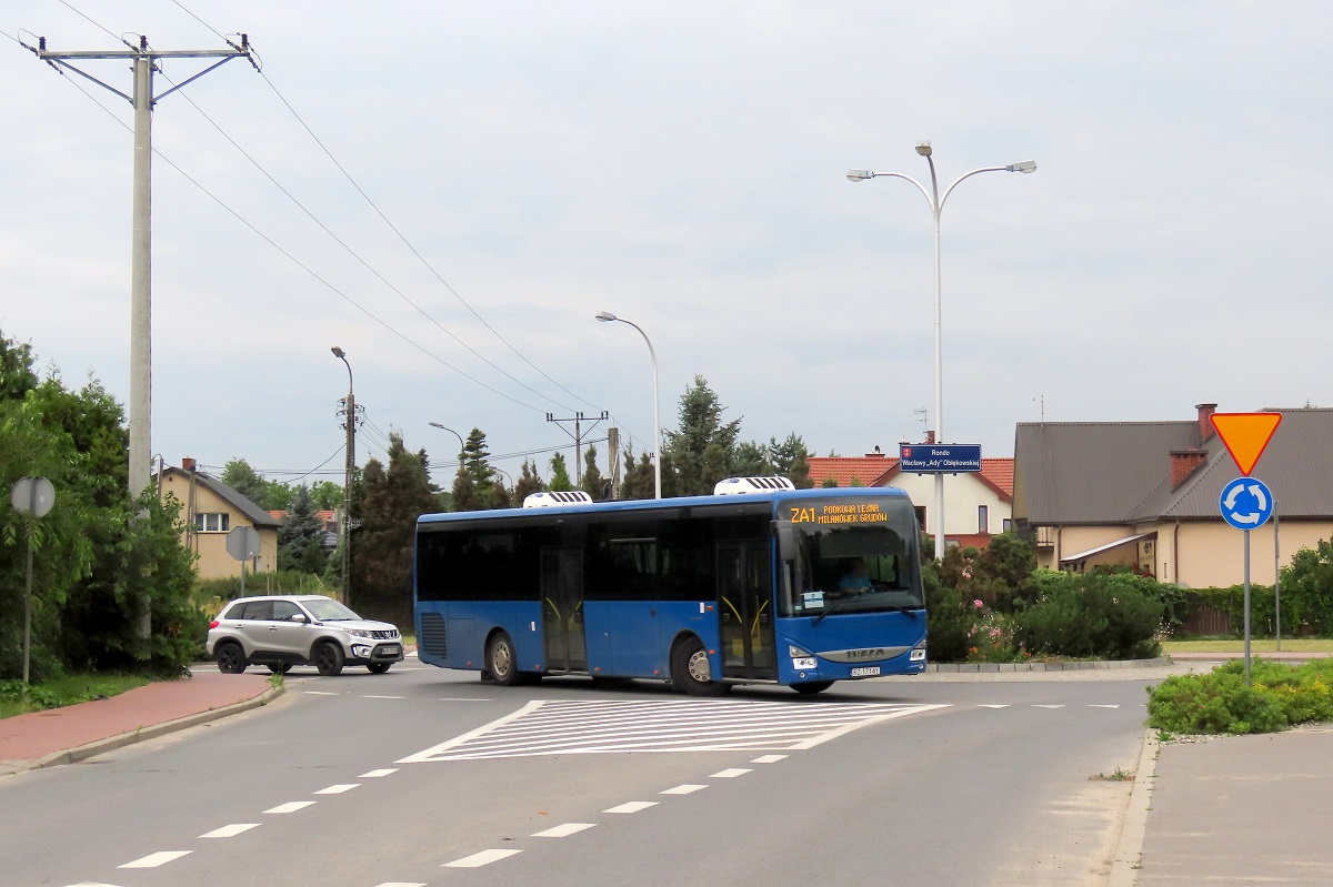 RZ 1714Y
Iveco jedzie na przystanek âGrodzisk Maz. RadoĹska WKD 01â gdzie rozpocznie obsĹugÄ kursu â5116â linii ZKA WKD ZA1 â Grodzisk Mazowiecki RadoĹska (17:00)-Podkowa LeĹna GĹĂłwna (17:39). 
Słowa kluczowe: ZaWKD