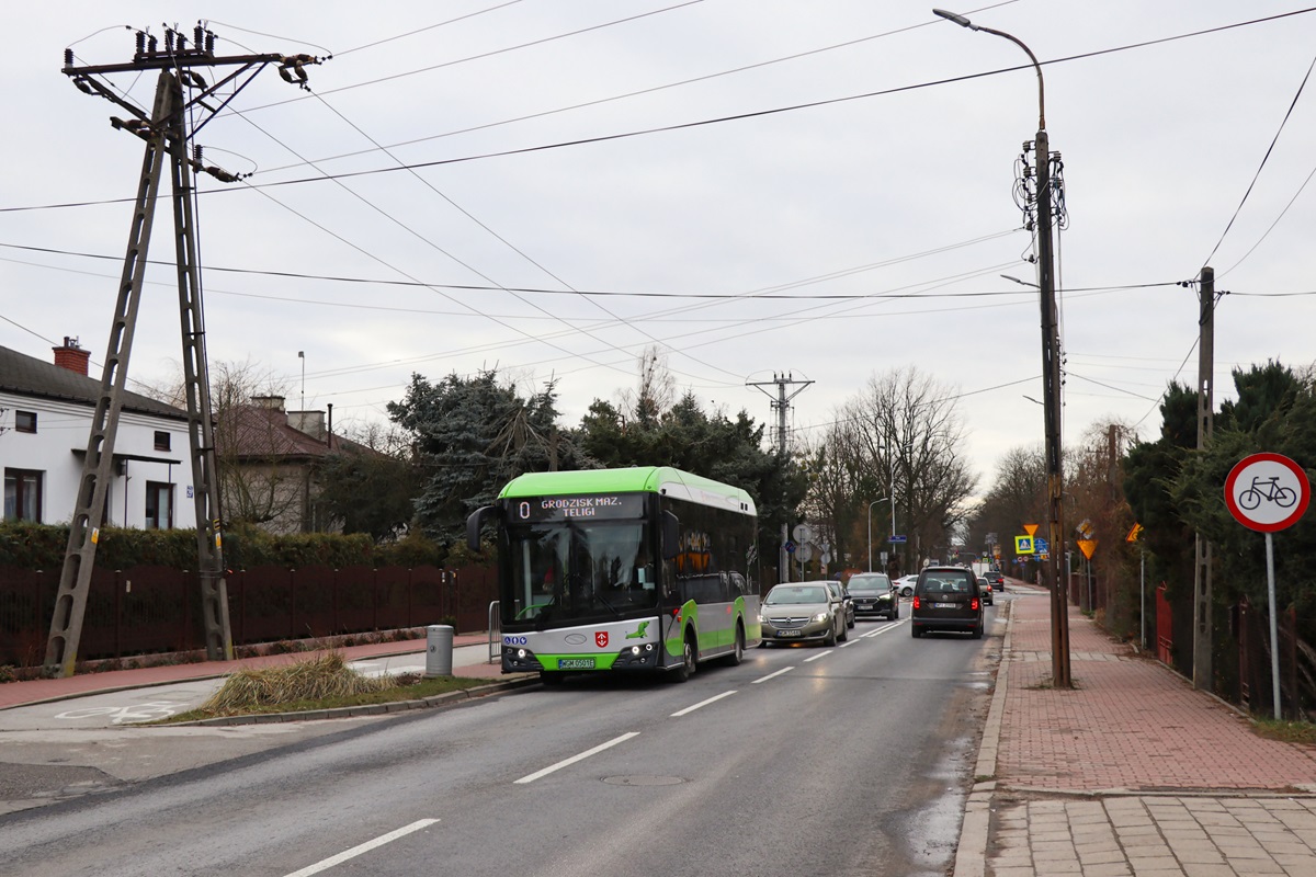 23072
Solaris stoi na przystanku âGrodzisk Maz. Deotymy 02â jako kurs linii numer 0: Grodzisk Maz. Dw. PKP (12:25)-Grodzisk Maz. Traugutta PKP (13:11). 
