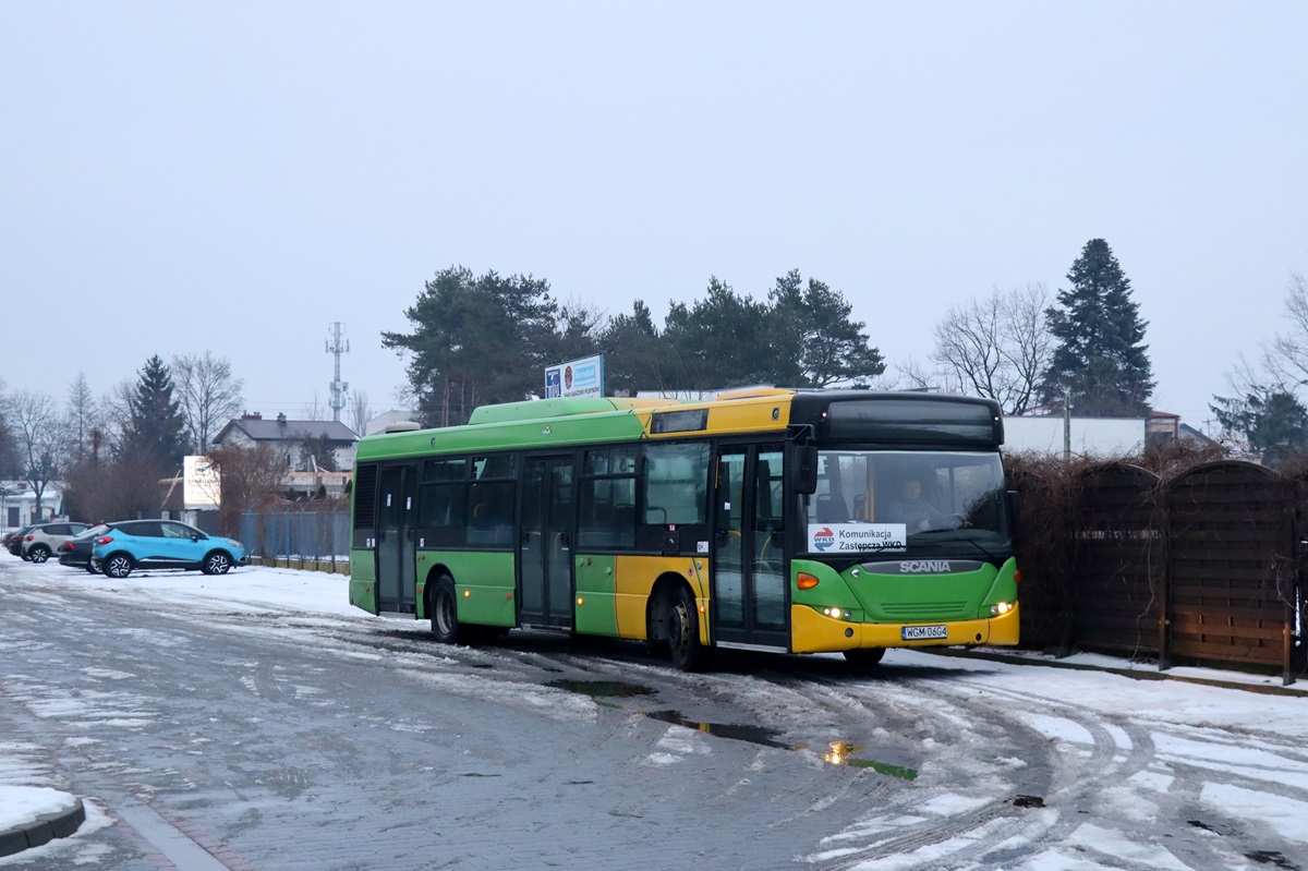 30010
Scania stoi na parkingu w oczekiwaniu na podjazd na przystanek "Grodzisk Maz. RadoĹska WKD 01" gdzie rozpocznie wykonywaÄ kurs linii ZKA WKD ZA1: Grodzisk Mazowiecki RadoĹska (15:58)-PruszkĂłw WKD (17:00). Pozdrowienia dla Kierowcy! 
Słowa kluczowe: ZaWKD