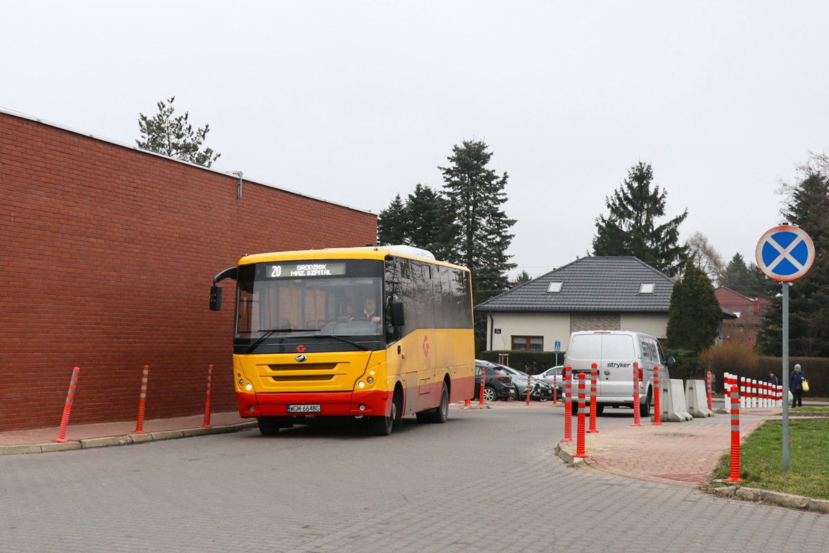 22043
ZAZ jedzie jako kurs linii numer 20: Kaski Dwór (12:05)-Grodzisk Maz. Szpital (12:47). Pozdrowienia dla Kierowcy!
