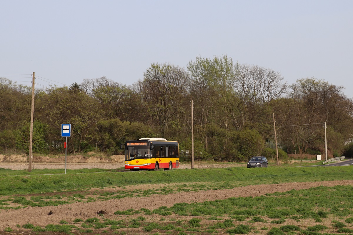 066 (24021)
Solaris jedzie jako kurs linii numer 24: Grodzisk Maz. Dw. PKP (16:35)-Baranów Szkoła (17:14). Pozdrowienia dla Kierowcy!
