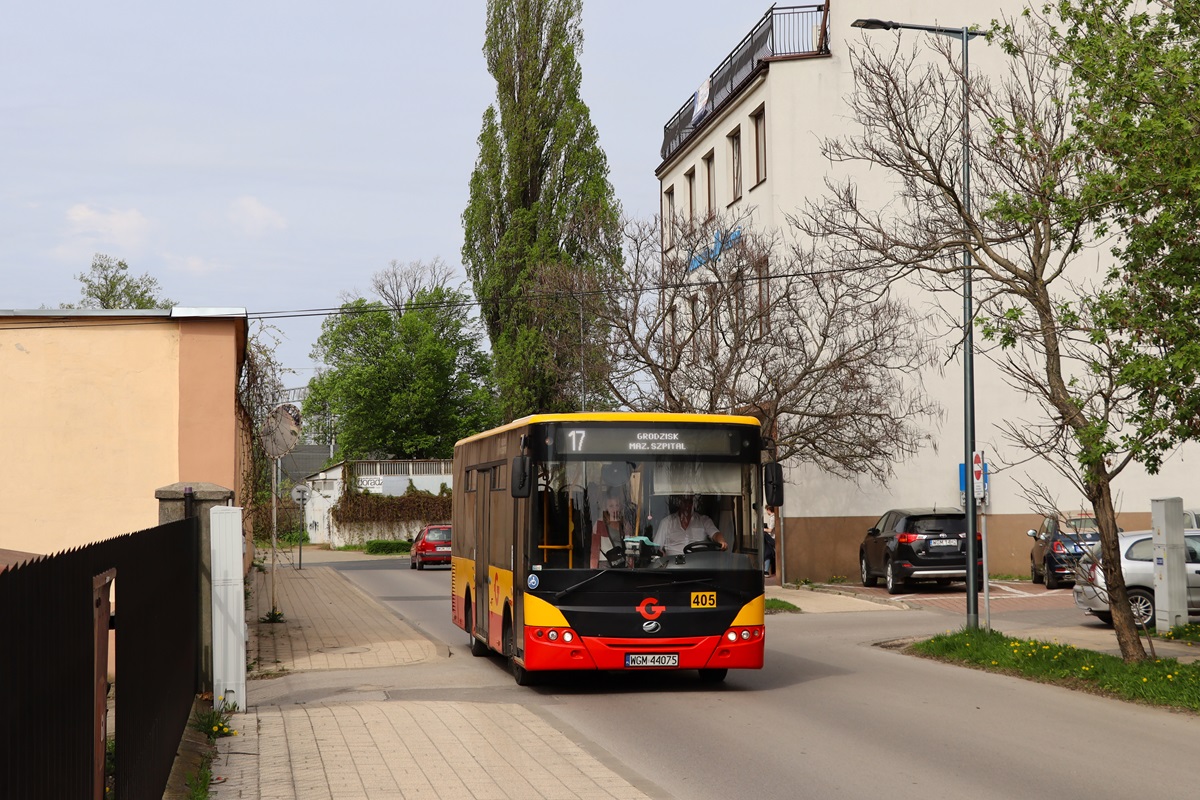 405 (80406)
ZAZ jedzie jako kurs linii numer 17: OtrÄbusy WKD (12:56)-Grodzisk Maz. Szpital (13:55). Pozdrowienia dla Kierowcy! 
