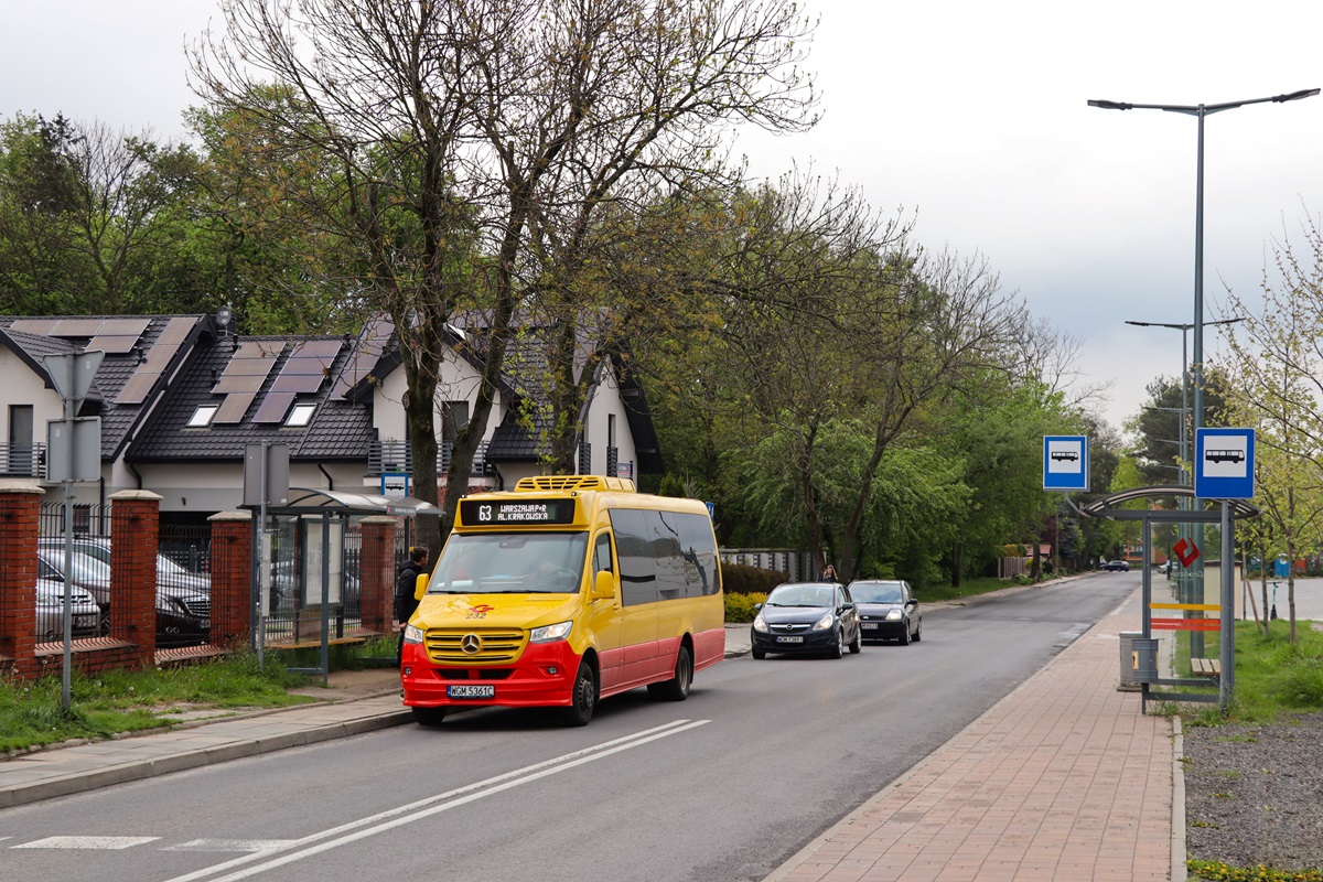 232
Sprinter stoi na przystanku „Grodzisk Maz. Daleka 02” jako kurs linii numer 63: Grodzisk Maz. Dw. PKP (11:35)-Warszawa P+R Al. Krakowska (12:44).
