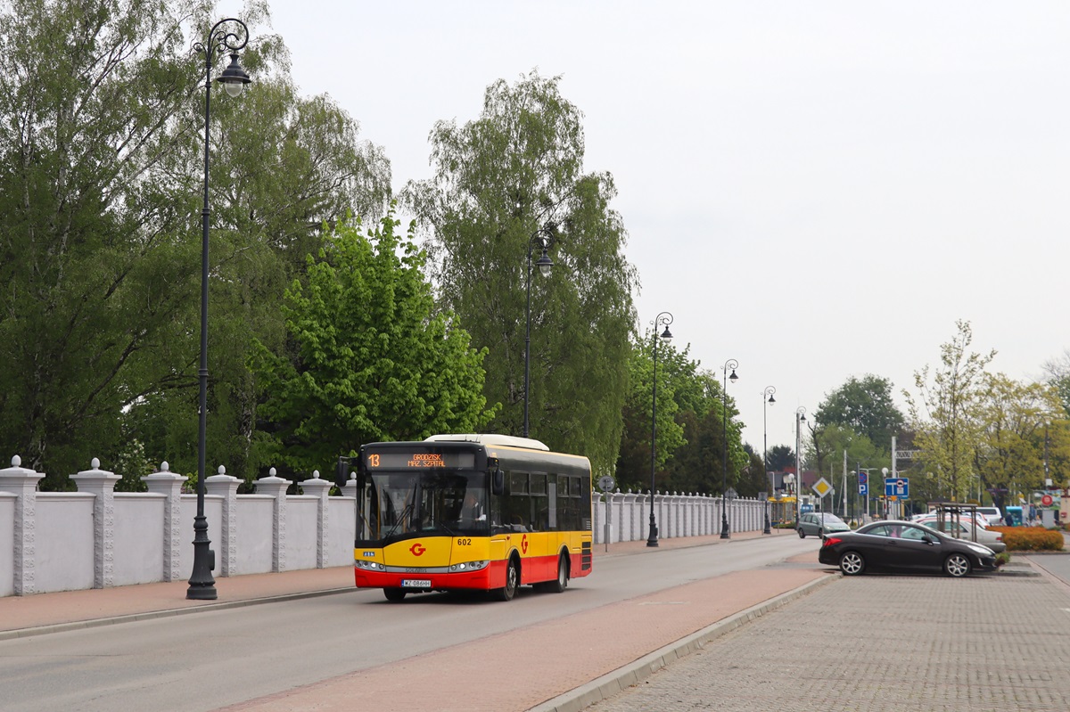 602 (24029)
Solaris jedzie jako kurs linii numer 13: BĹonie Centrum Sportu (8:55)-Grodzisk Maz. Szpital (9:49). Pozdrowienia dla Kierowcy!
