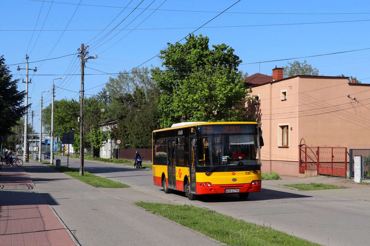 131 (80407)
ZAZ jedzie jako kurs linii numer 25: Izdebno KoĹcielne SzkoĹa (15:26)-Grodzisk Maz. Dw. PKP (16:04).
