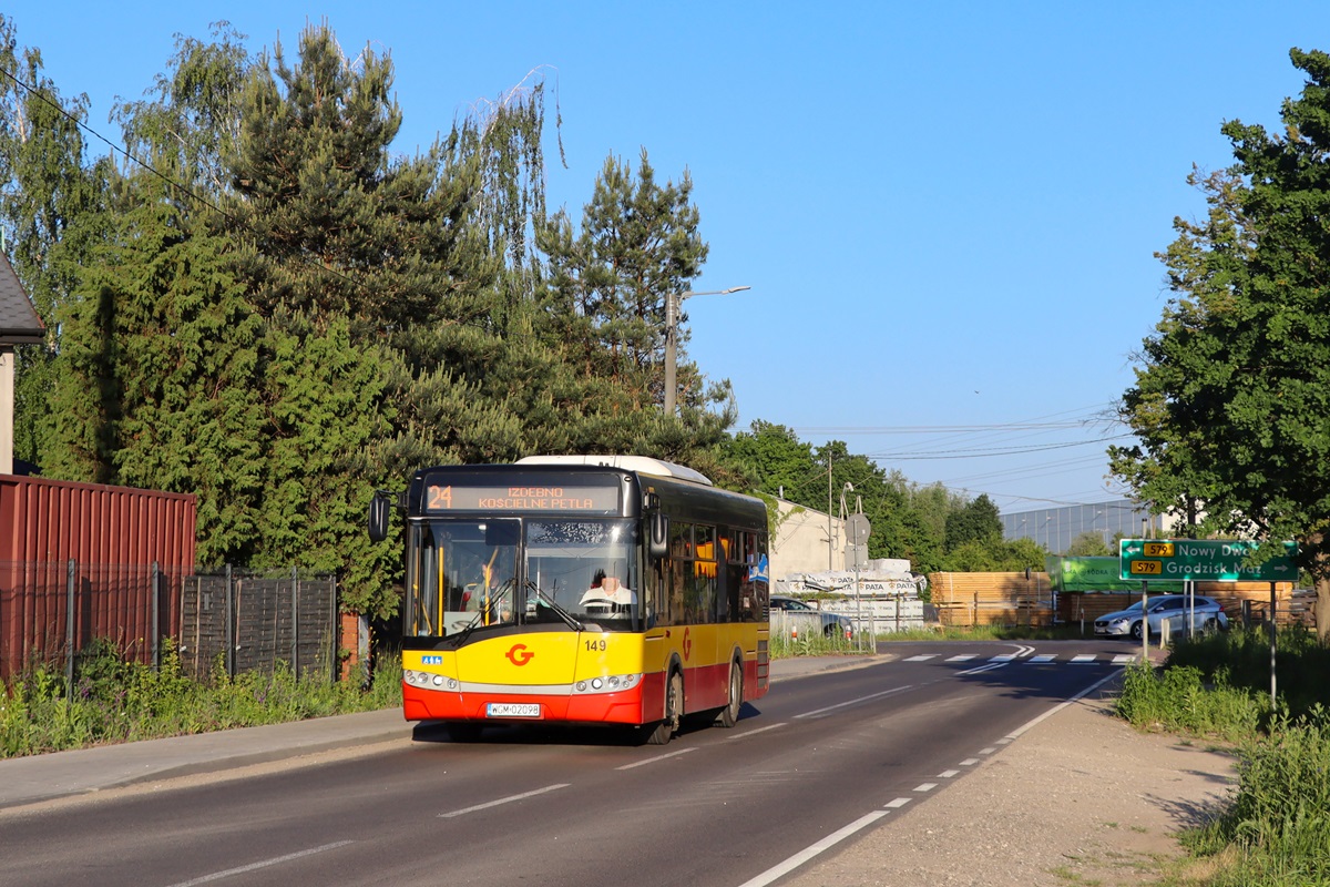 149 (24017)
Solaris jedzie jako kurs linii numer 24: Grodzisk Maz. Dw. PKP (18:35)-Izdebno KoĹcielne PÄtla (19:04). Pozdrowienia dla Kierowcy! 
