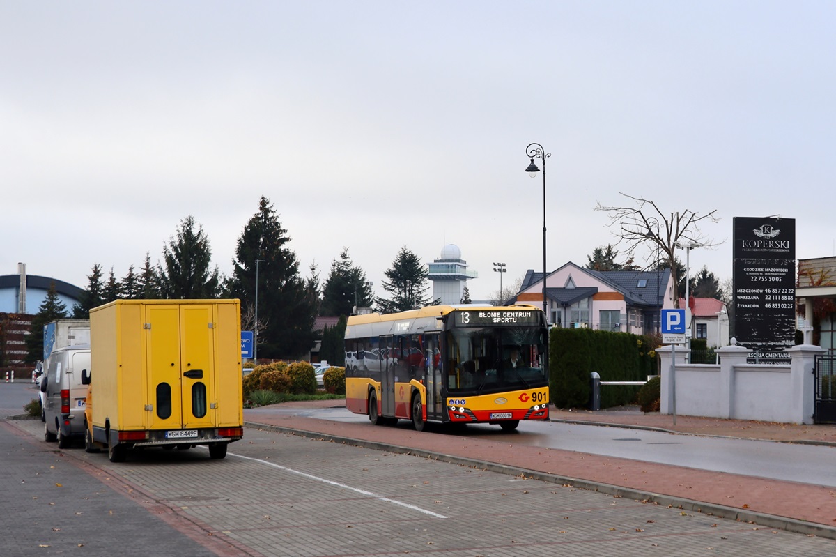 901 (24081)
Solaris jedzie jako kurs linii numer 13: Grodzisk Maz. Szpital (9:45)-BĹonie Centrum Sportu (10:39). 
