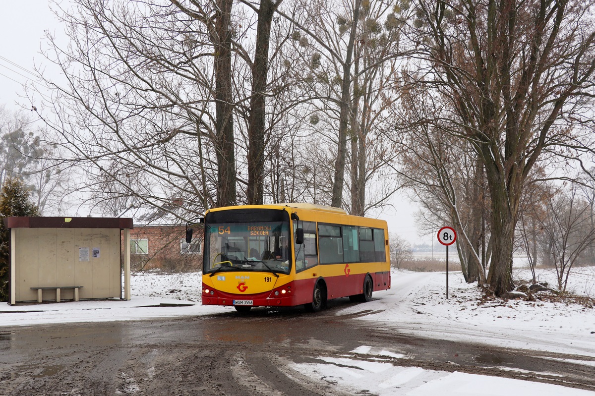 191 (40001)
SanCity stoi na pÄtli jako kurs 103 linii numer 54: BaranĂłw SzkoĹa (12:32)-Holendry Baranowskie III (12:51)-BaranĂłw SzkoĹa (13:06). Pozdrowienia dla Kierowcy! 
Słowa kluczowe: zima