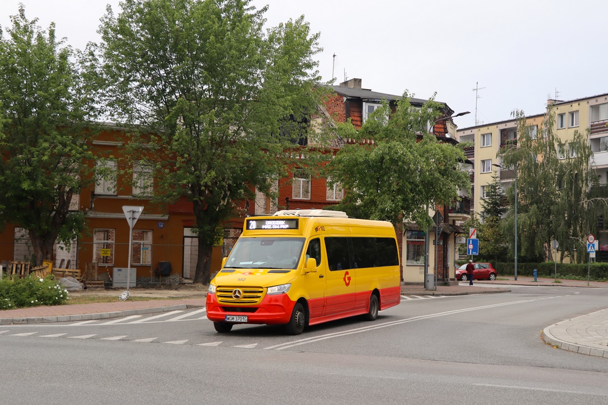 102 (22008)
Sprinter jedzie jako kurs linii numer 20: Kaski Dwór (6:50)-Grodzisk Maz. Dw. PKP (7:45). Pozdrowienia dla Kierowcy! 
W związku z 67 Międzynarodowym Wyścigiem Kolarskim "Dookoła Mazowsza", w dniu 25 lipca 2024 r. przez cały dzień linię skierowano do krańca "Grodzisk Maz. Dw. PKP" zamiast "Grodzisk Maz. Szpital". 
