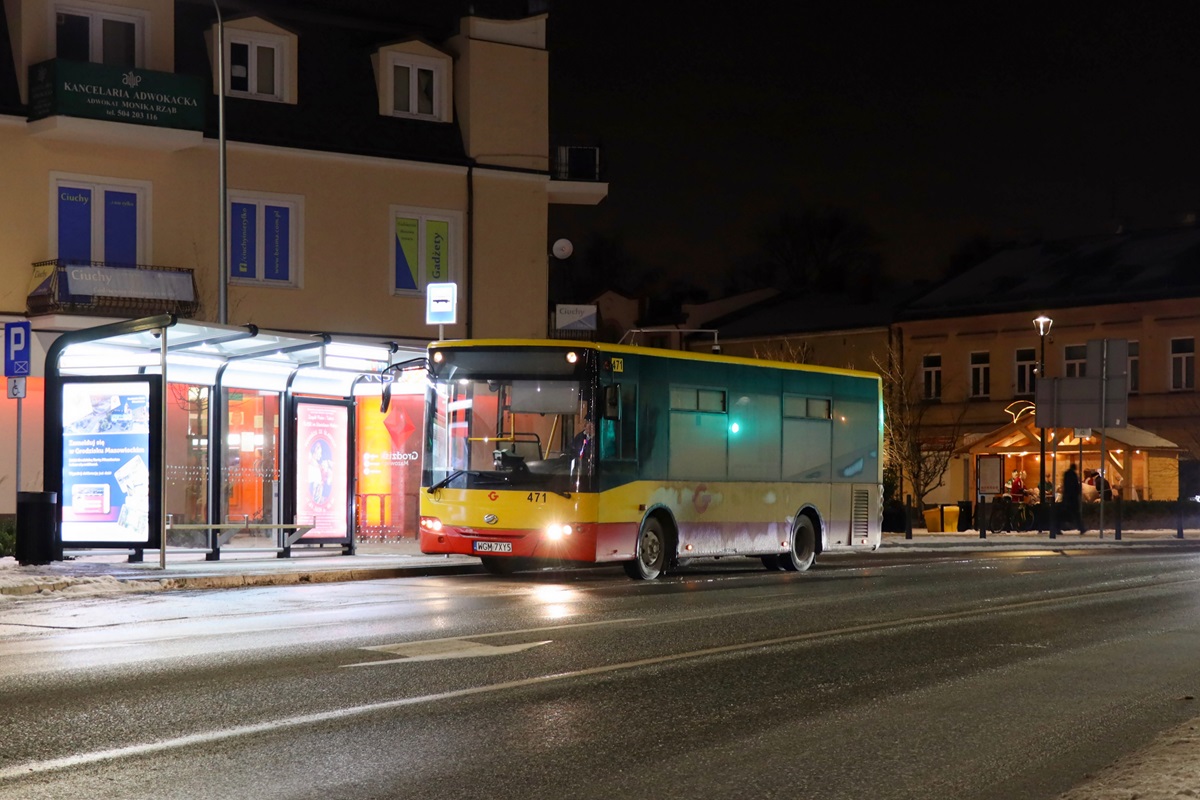 471 (60006)
ZAZ stoi na przystanku âGrodzisk Maz. KoĹciĂłĹ Ĺw. Anny 01â jako kurs linii numer 20: Grodzisk Maz. Szpital (20:15)-Kaski DwĂłr (21:01). Pozdrowienia dla Kierowcy!
Słowa kluczowe: zima