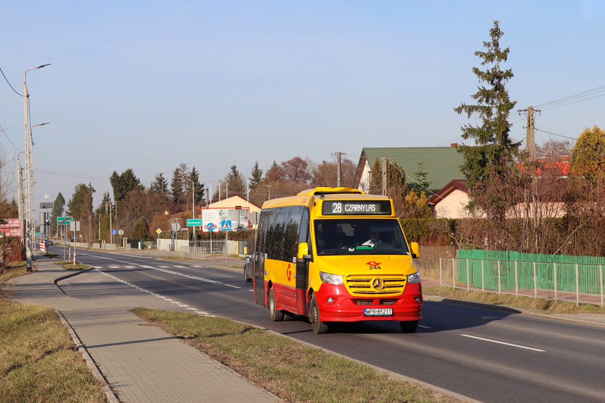 244
Sprinter jedzie jako kurs linii numer 28: Grodzisk Maz. Dw. PKP (13:50)-Czarny Las Platanowa (14:14)-Grodzisk Maz. Dw. PKP (14:43). 
