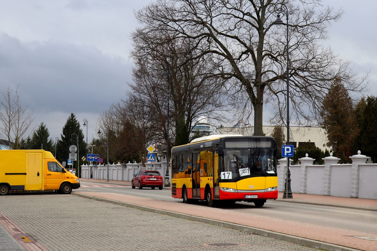 WZ 084HH [ex. 9235]
Solaris jedzie jako kurs linii numer 17: Grodzisk Maz. Szpital (13:35)-OtrÄbusy WKD (14:25). Pozdrowienia dla Kierowcy! 
WĂłz zostaĹ zakupiony przez PKS Grodzisk od Mobilisu do obsĹugi linii w ramach kontraktu na sieci GPA. JeĹli jego eksploatacja bÄdzie dla PKS-u pozytywna to planowany jest zakup jeszcze kilku sztuk. 
