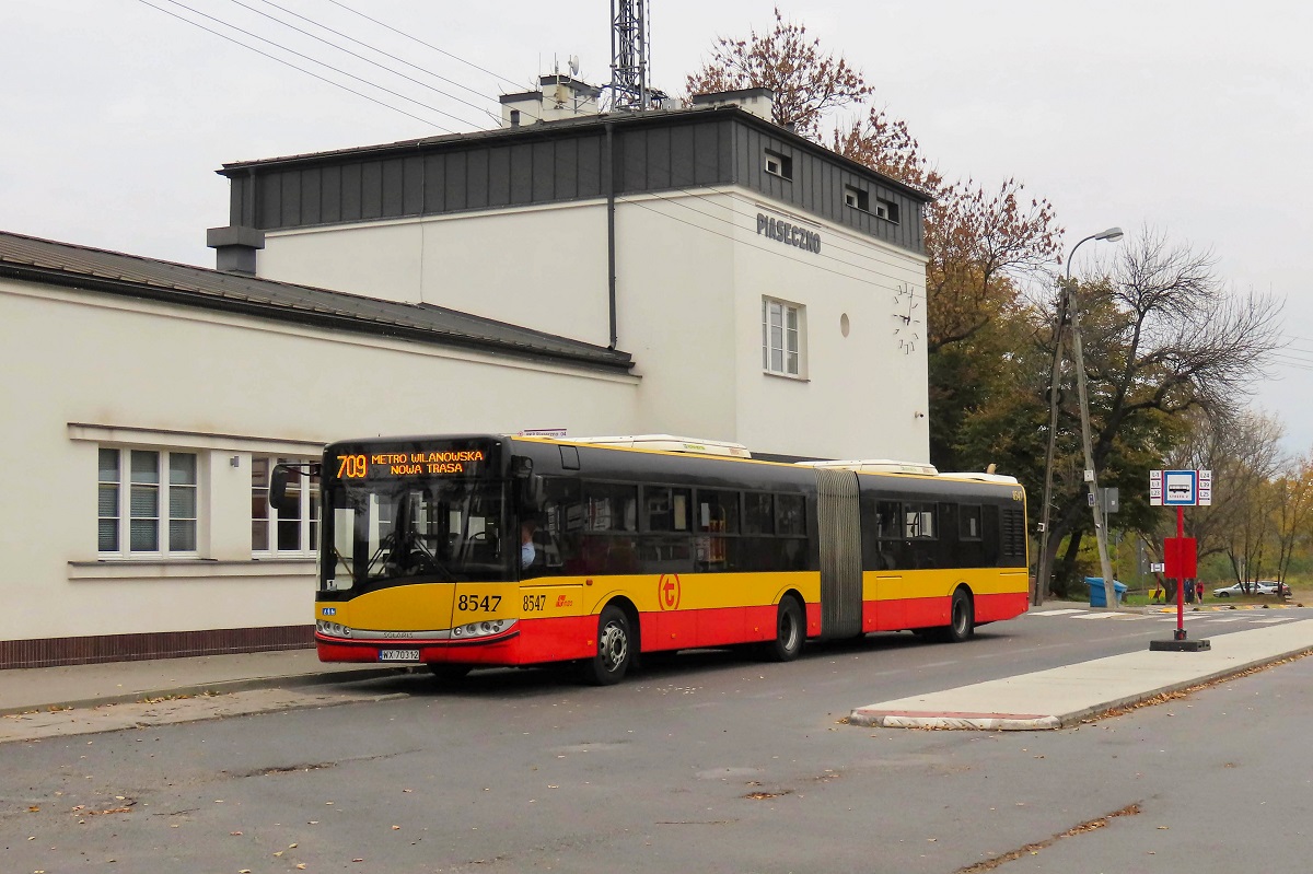 8547
Solaris oczekuje na godzinÄ odjazdu jako kurs linii numer 709 â PKP Piaseczno (9:06)-Metro Wilanowska (9:37). 
