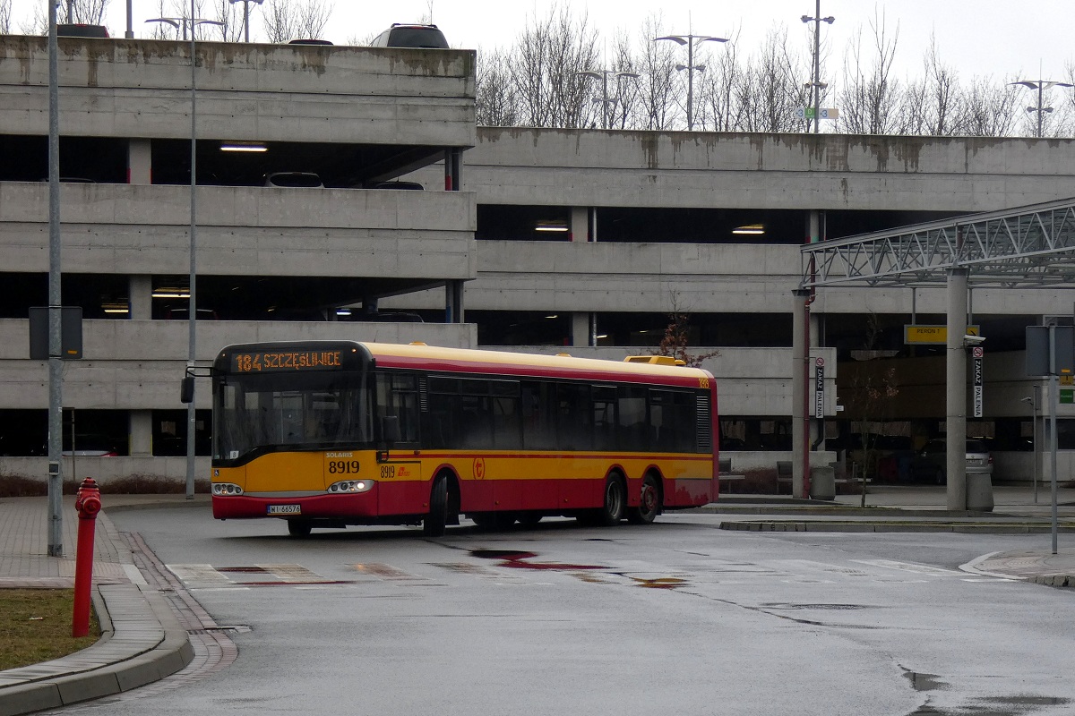 8919
Solaris zaczyna obsĹugÄ kursu linii numer 184 w relacji Metro MĹociny (10:22)-SzczÄĹliwice (11:08).
Słowa kluczowe: SU15
