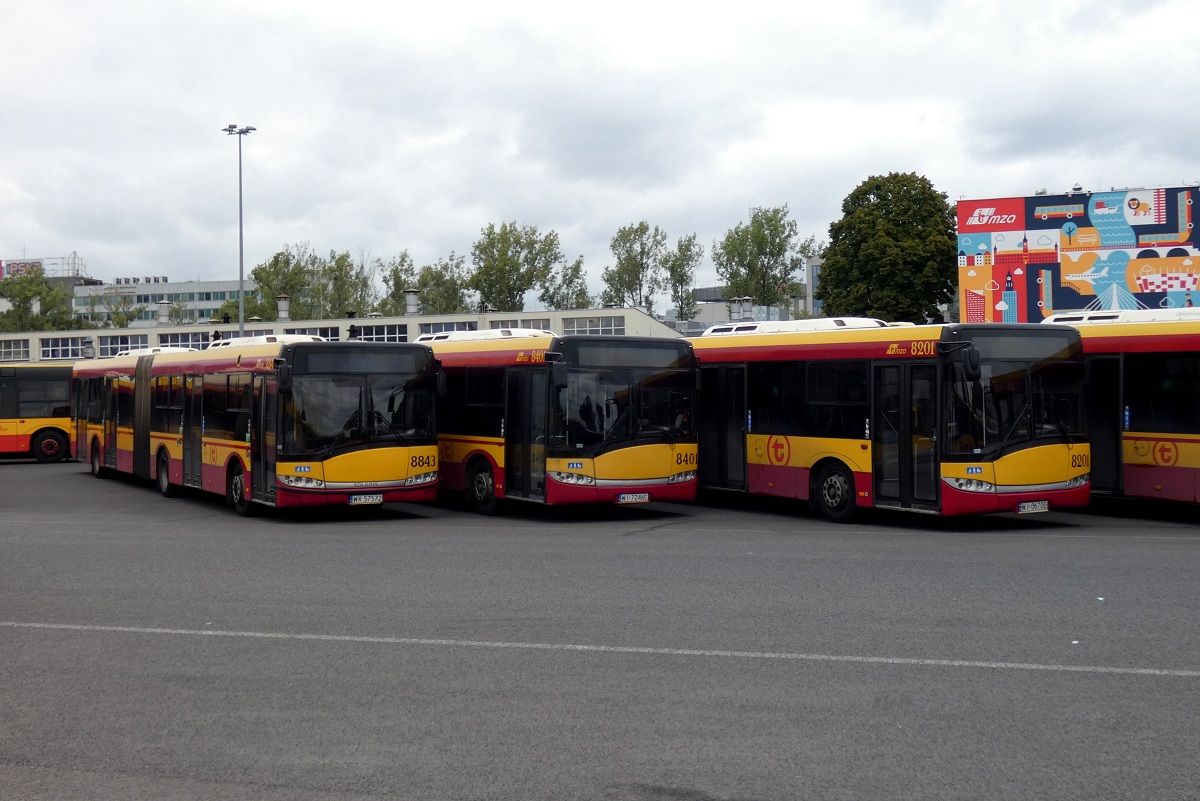 8843
Solarisy U18 o numerach 8843, 8401 i 8201 stojÄ na terenie zajezdni R-3 Ostrobramska. 
Słowa kluczowe: DTP2019