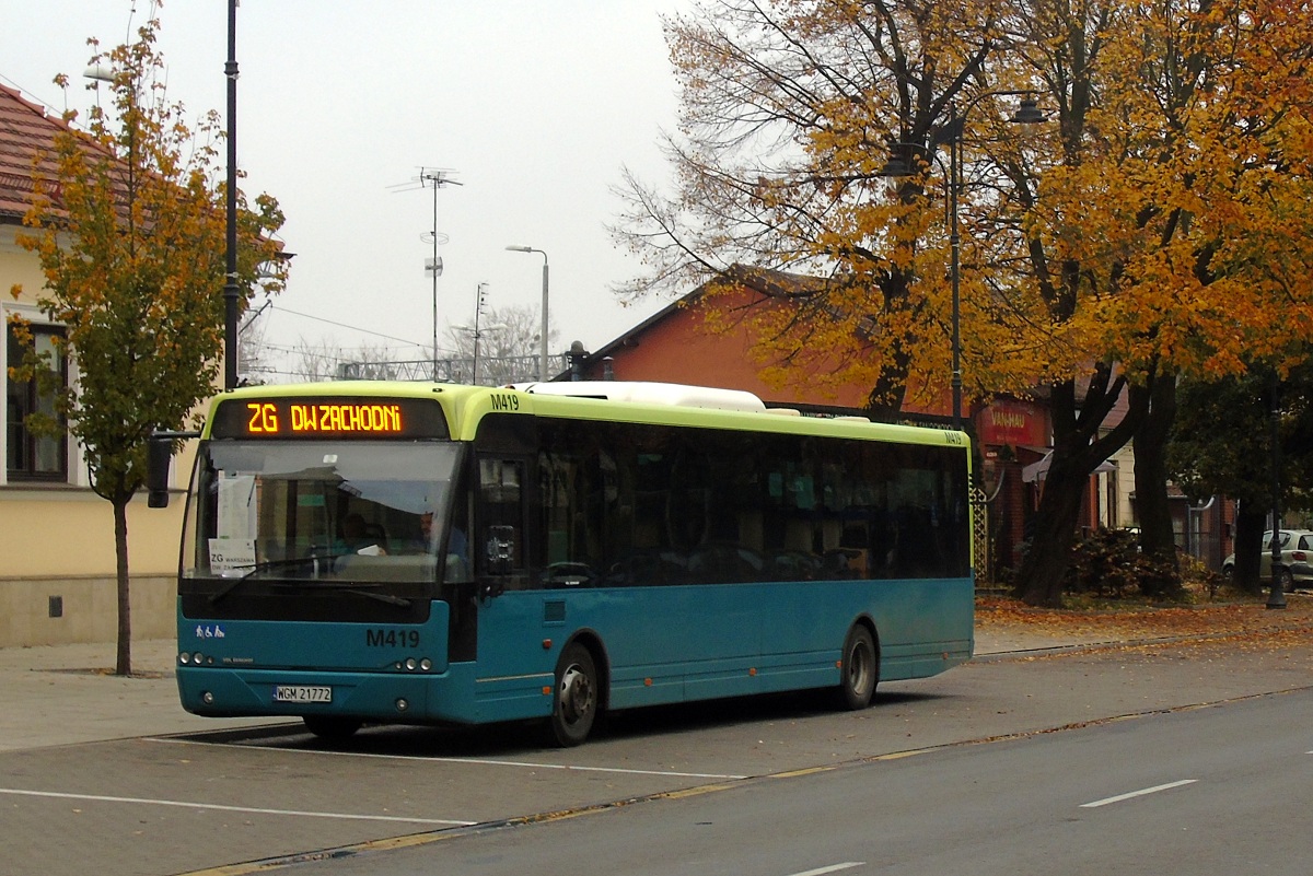 M419
Ambasador zakończył obsługę kursu linii zastępczej KM ZG w relacji Warszawa Dw. Zachodni (14:26)-Grodzisk Mazowiecki Dw. PKP (15:37). Następnie pojedzie w obsłudze kursu linii zastępczej KM ZG w relacji Grodzisk Mazowiecki Dw. PKP (16:10)-Warszawa Dw. Zachodni (17:21). 
