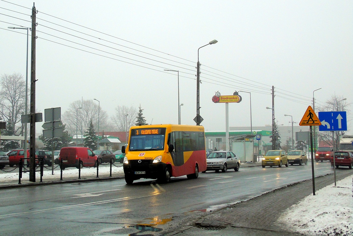 50024
Cytios jedzie w obsĹudze kursu "5512" linii numer 3 w relacji Radonie PÄtla (9:55)-KĹudno Nowe PÄtla (11:00). 
