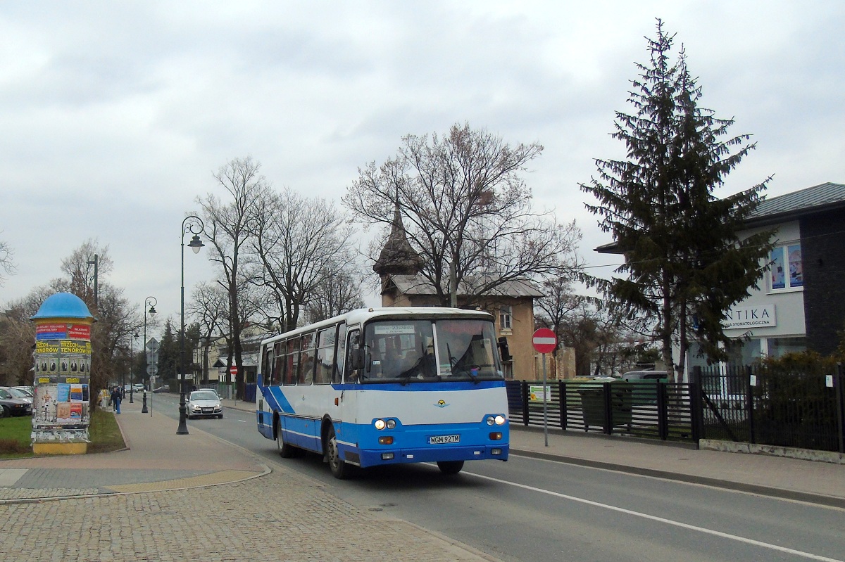 50654
HadziewiÄtka jedzie w obsĹudze kursu "137" linii podmiejskiej w relacji Grodzisk Maz. Dw. PKP (15:45)-Grzegorzewice (16:25). 
Słowa kluczowe: H9-21