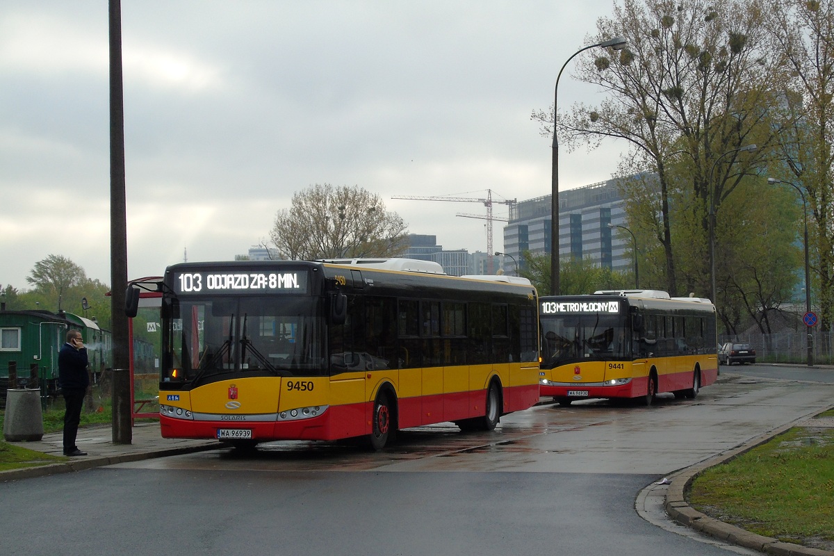 9450
Solaris #9450 zakończył obsługę kursu linii numer 103 w relacji Metro Młociny (6:23)-Dw. Zachodni-Tunelowa (7:00). Następnie pojedzie w obsłudze kursu linii numer 103 w relacji Dw. Zachodni-Tunelowa (7:14)-Metro Młociny (7:55). Za nim stoi Solaris #9441 który przyjechał służbowo by obsłużyć kurs linii numer 103 w relacji Dw. Zachodni-Tunelowa (7:06)-Metro Młociny (7:46). 
