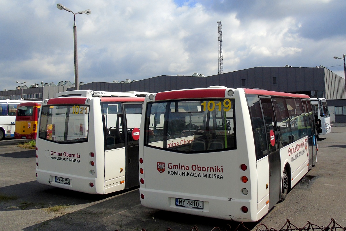 70019
ProCity (70019 i 70018) zakupione od Warbusa oczekujÄ na przemalowanie na barwy "warszawskie" stojÄc na terenie grodziskiej zajezdni PKS Grodzisk. 
