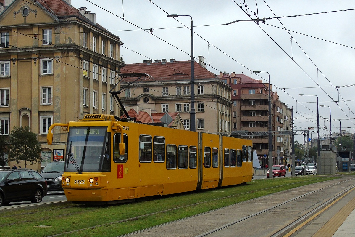 3022
U-boot jedzie w obsłudze kursu linii numer 3 w relacji Gocławek (9:49)-Annopol (10:28).  
