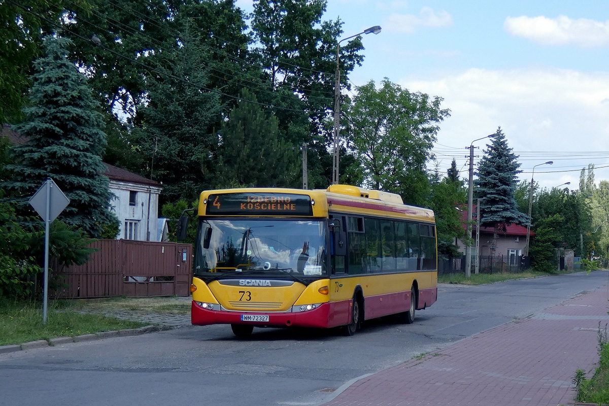 80273 
Scania (ex. A573) jedzie w obsĹudze kursu "5076" linii numer 4 w relacji Radonie PÄtla (14:15)-BoĹźa Wola (15:06). 
