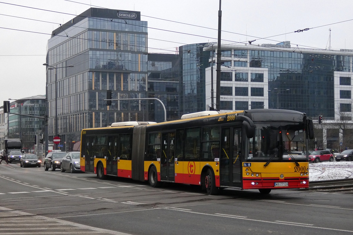 2000
Solbus jedzie w obsĹudze kursu linii numer 105 w relacji Os. GĂłrczewska (8:45)-Rondo DaszyĹskiego (9:12). 
