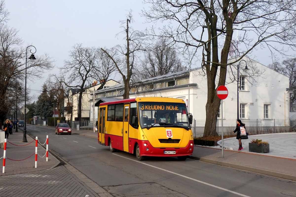 70107
Solina jedzie w obsĹudze kursu â5558â linii numer 3 w relacji Grodzisk Maz. Dw. PKP (14:20)-KĹudno Nowe PÄtla (14:55). 

