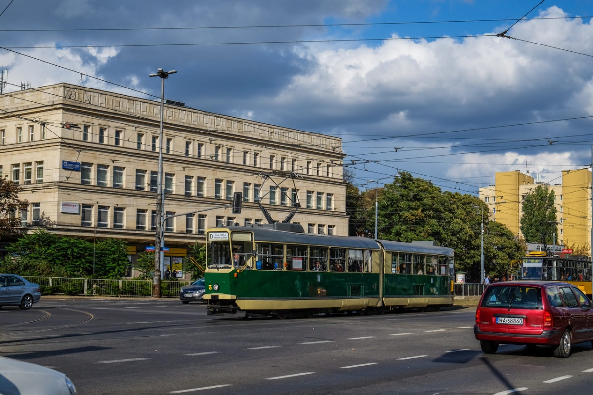 5
102N nr. 5 na zabytkowej linii D.
Słowa kluczowe: DTP2018