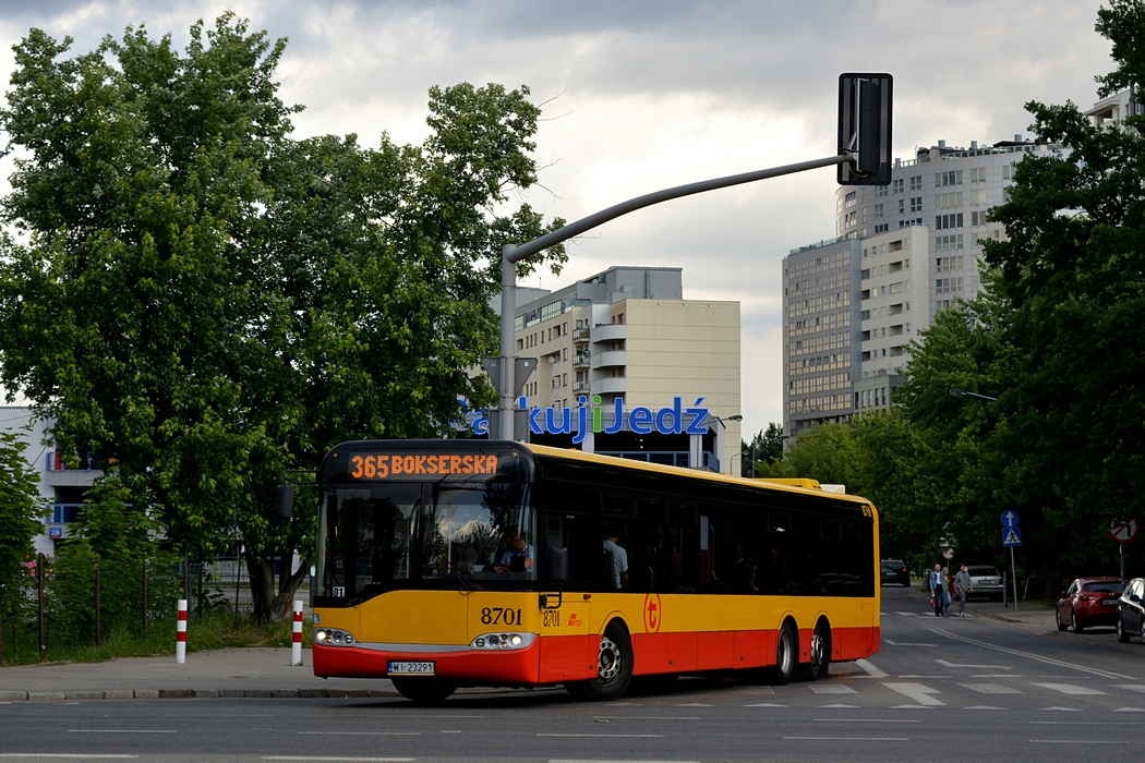 8701
To byĹa jedna z najgorszych deskorolek na Woronicza.
Słowa kluczowe: SU15