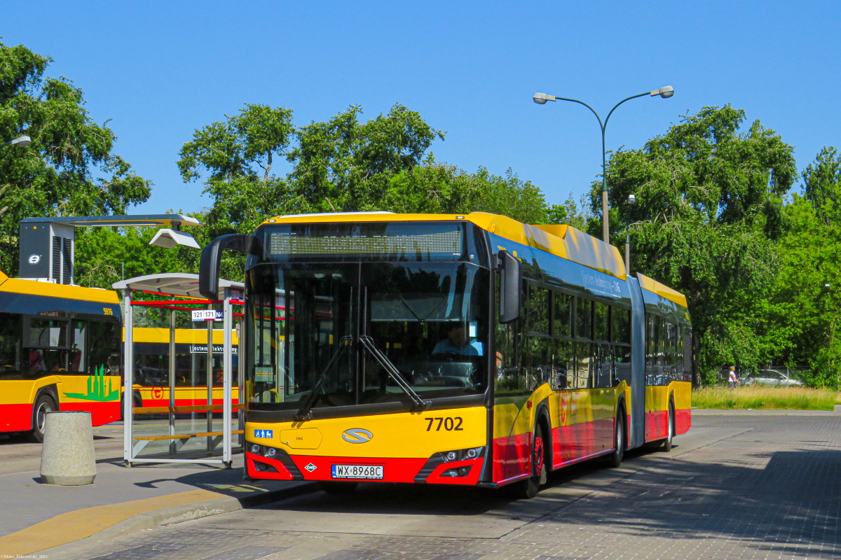 7702
Poranny dodatek na 171
