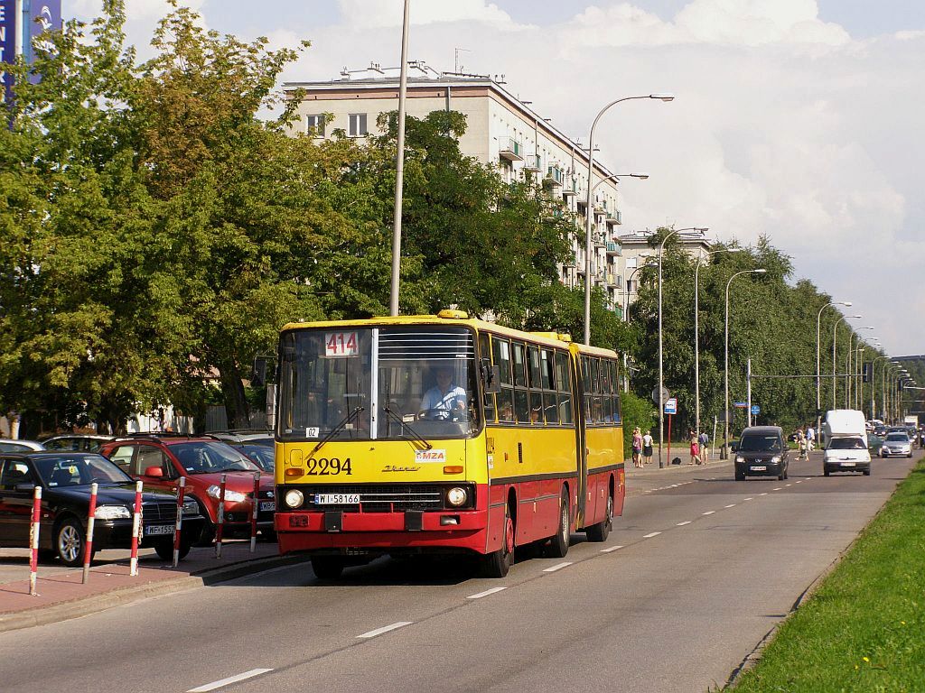 2294
Od 5 sierpnia zamkniÄta zostaĹa jezdnia ulicy Bitwy Warszawskiej 1920 r. w kierunku Alej Jerozolimskich. Jest to zwiÄzane z budowÄ trasy tramwajowej do Dworca Zachodniego.
Słowa kluczowe: 2294 Ikarus280.26 414 BitwyWarszawskiej1920
