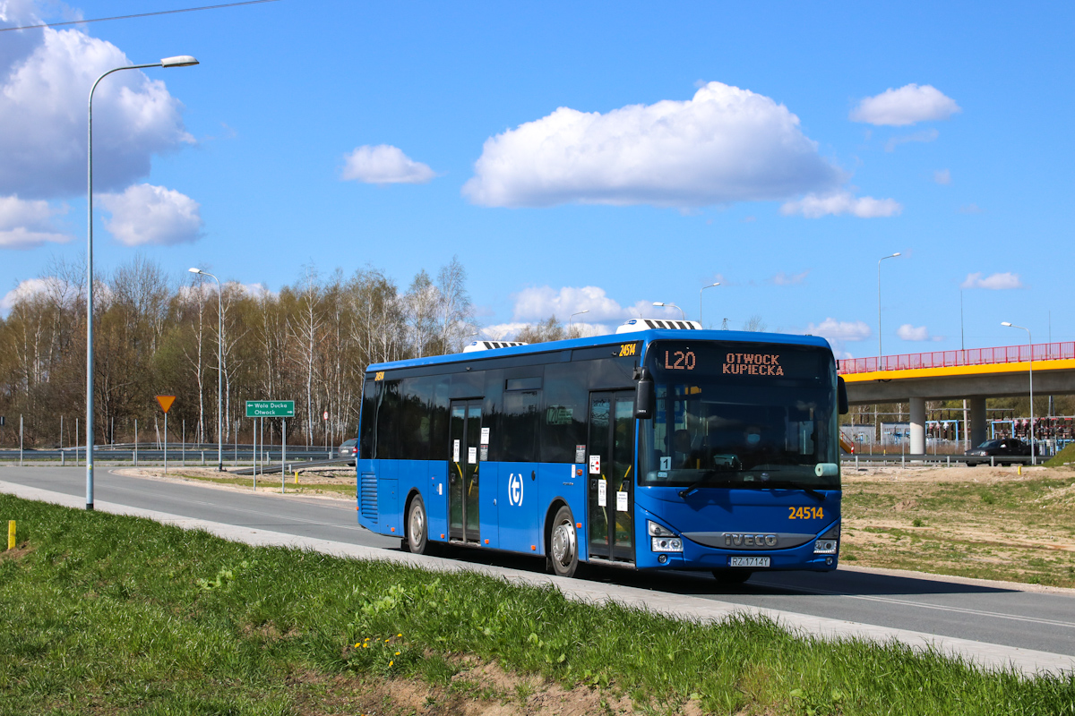 24514
KaĹźdy wĂłz przeznaczony na L20 z tego kontraktu ma juĹź zdjÄcie.
