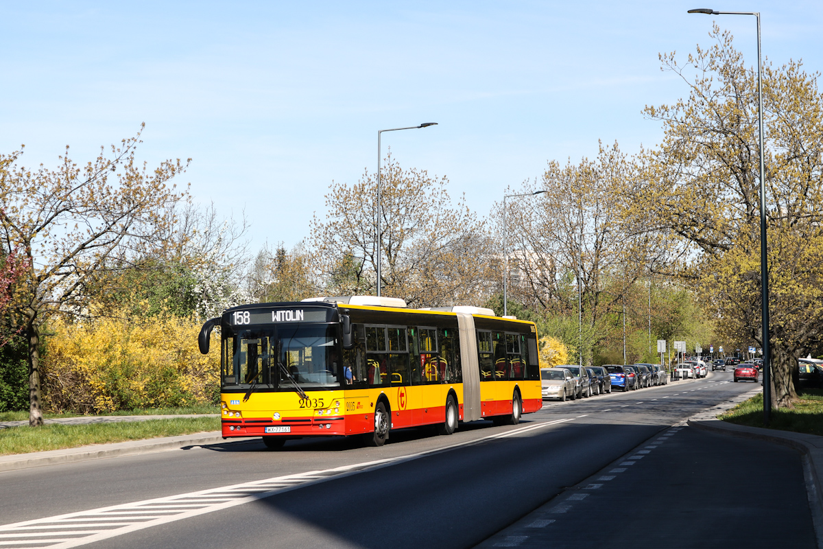2035
Nie liczÄc byĹego wozu szkoleniowego #806 jest to pierwszy wycofany Solbus. 
