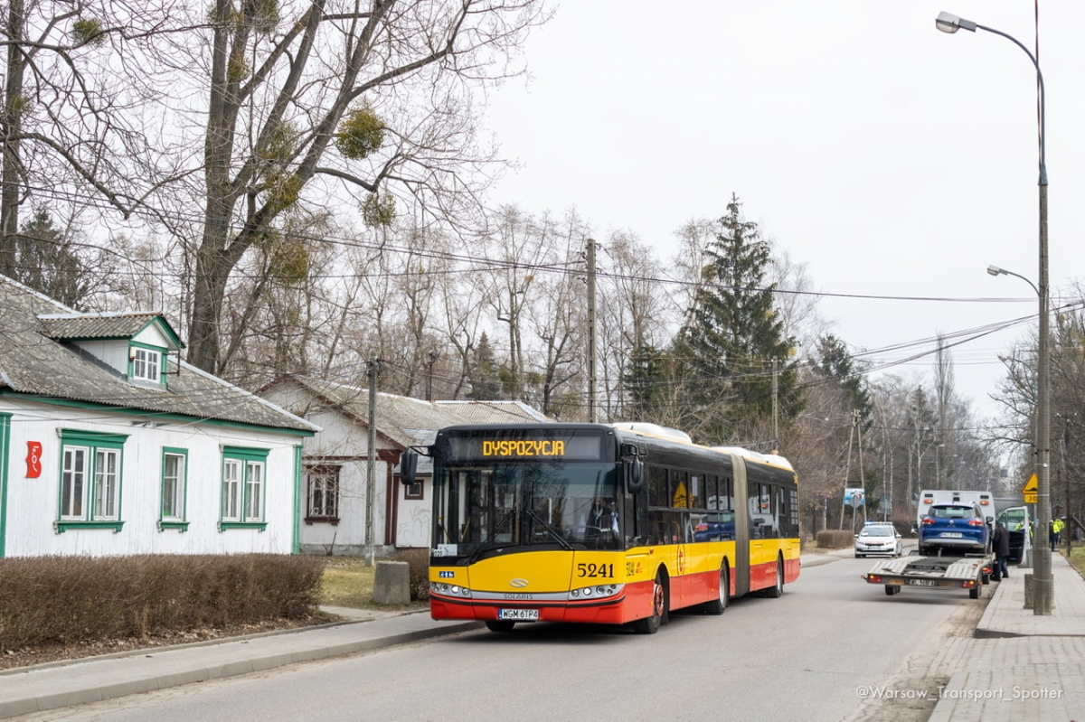 5241
Pomiary na Konarskiego 
