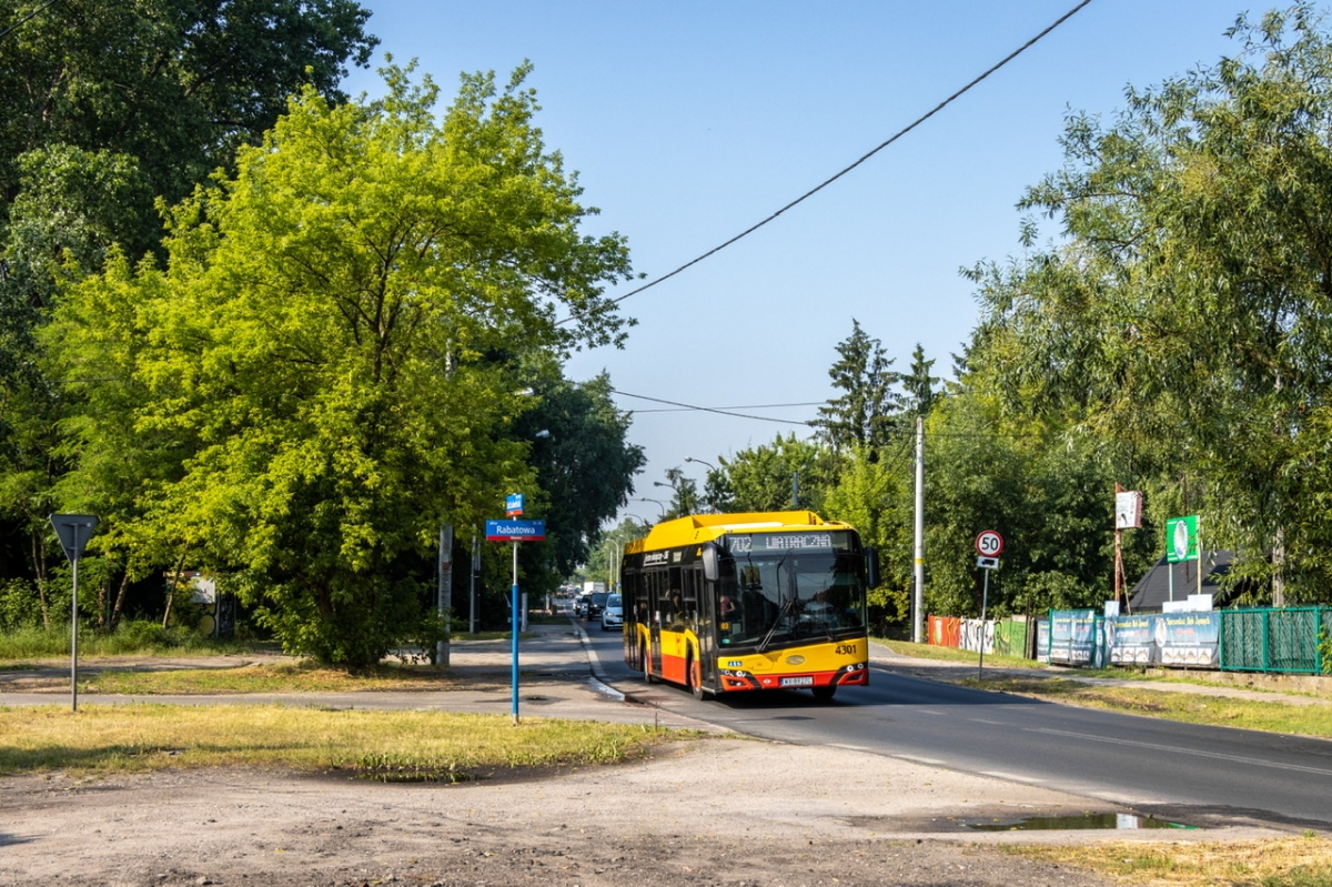 4301
Taka maĹa seria zdjÄÄ z porannych dodatkĂłw, na ktĂłrych debiut miaĹy ĹÄcznie 4 solowe gazowce Solarisa
