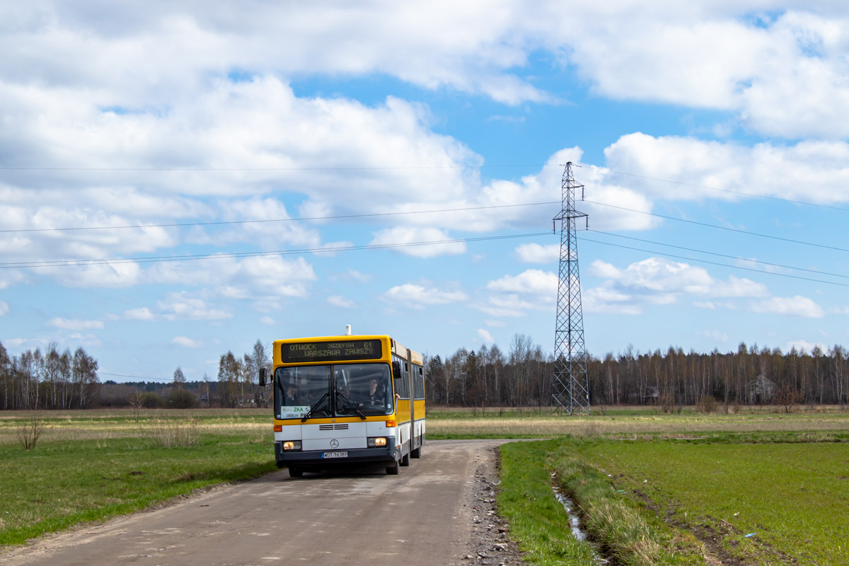 61
GdzieĹ daleko...
Słowa kluczowe: WZOO405GNM