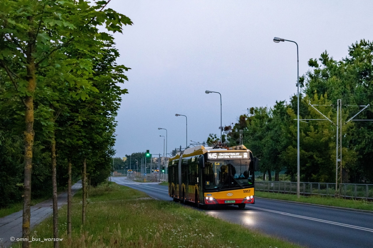 5957
Pozdrowienia dla kierowcy! :)
