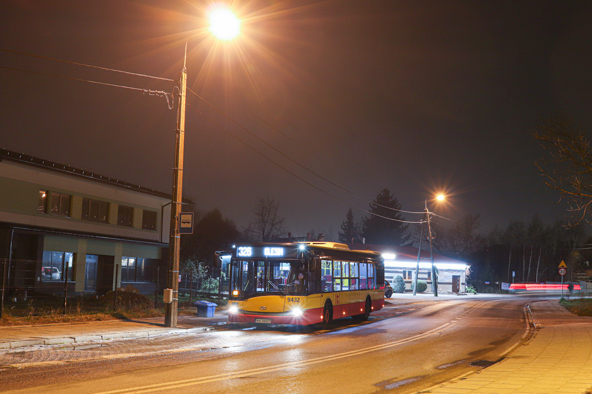 9432
Zastępstwo za Michalczewskiego. 
Słowa kluczowe: dziwadło