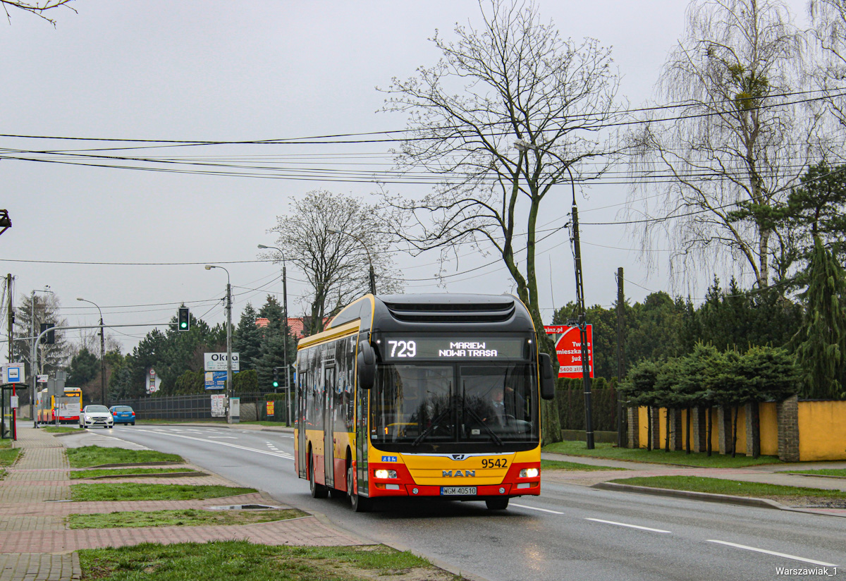9542
Ciche zmiany obsĹugowe spowodowaĹy, Ĺźe Mobilis przejÄĹ weekendowÄ obsĹugÄ linii 121, 717, 729 z rÄk Kleszczowej . 
