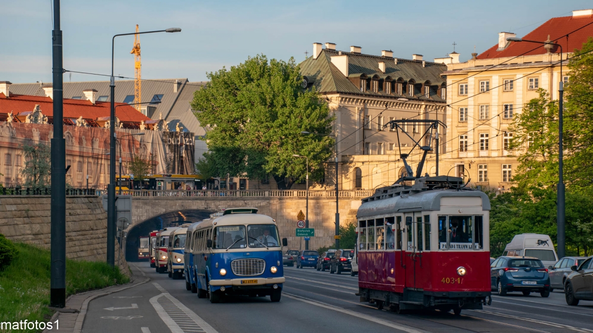 403-1
Słowa kluczowe: Parada NM2021