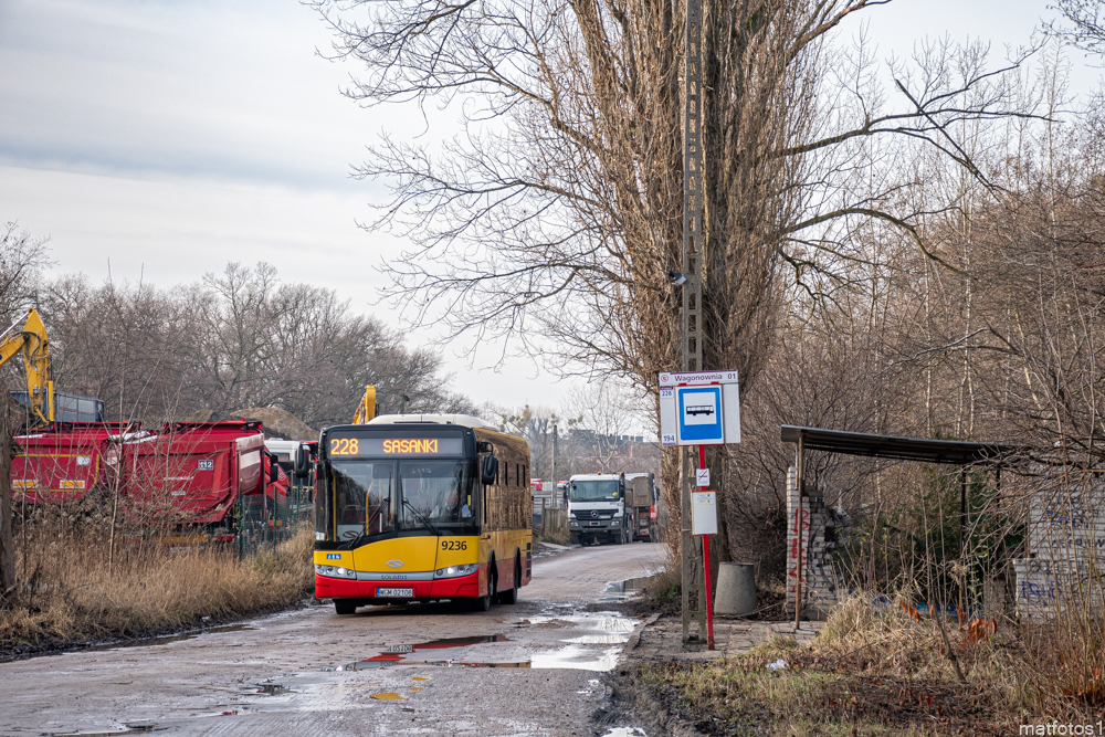 9236
Ostatnie chwile sporej czÄĹci tych wozĂłw
Słowa kluczowe: Trylinka