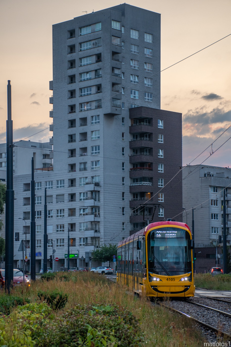 4105
Z powodu wyĹÄczenie ruchu tramwajowego wzdĹuĹź ulicy WĂłlczyĹskiej zjazdy z kraĹca Piaski do R-4 odbywajÄ przez Rondo "RadosĹawa", ul. Stawki, Pl. Wilsona i ul. MarymonckÄ.
