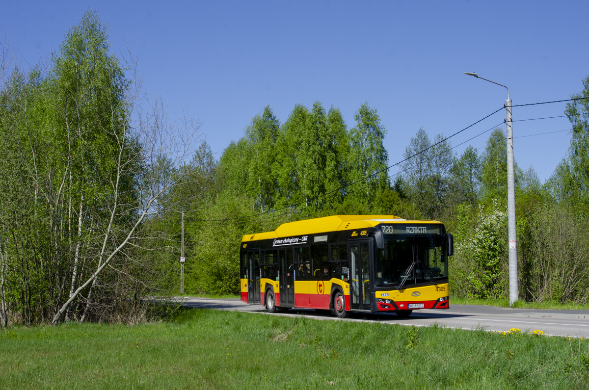 4305
Karton zĹapany w trakcie obsĹugi podjazdu kieszeniowego do PÄclina.
Słowa kluczowe: CNG