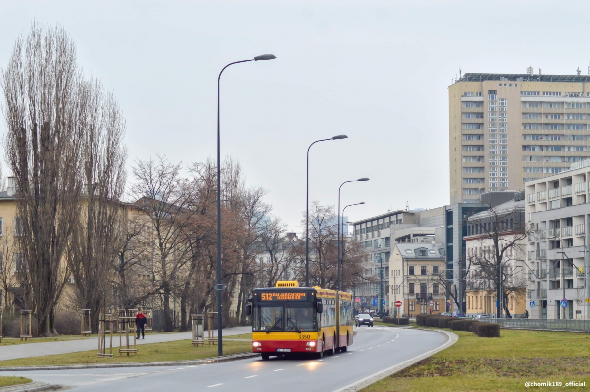 3350
Obecnie w ruchu zostaĹo 6 sztuk MAN-Ăłw NG313 (3322, 3328, 3350, 3353, 3364, 3367). Natomiast do kasacji skierowano (3332, 3337, 3362, 3366). 3322 zostanie zabytkiem.

