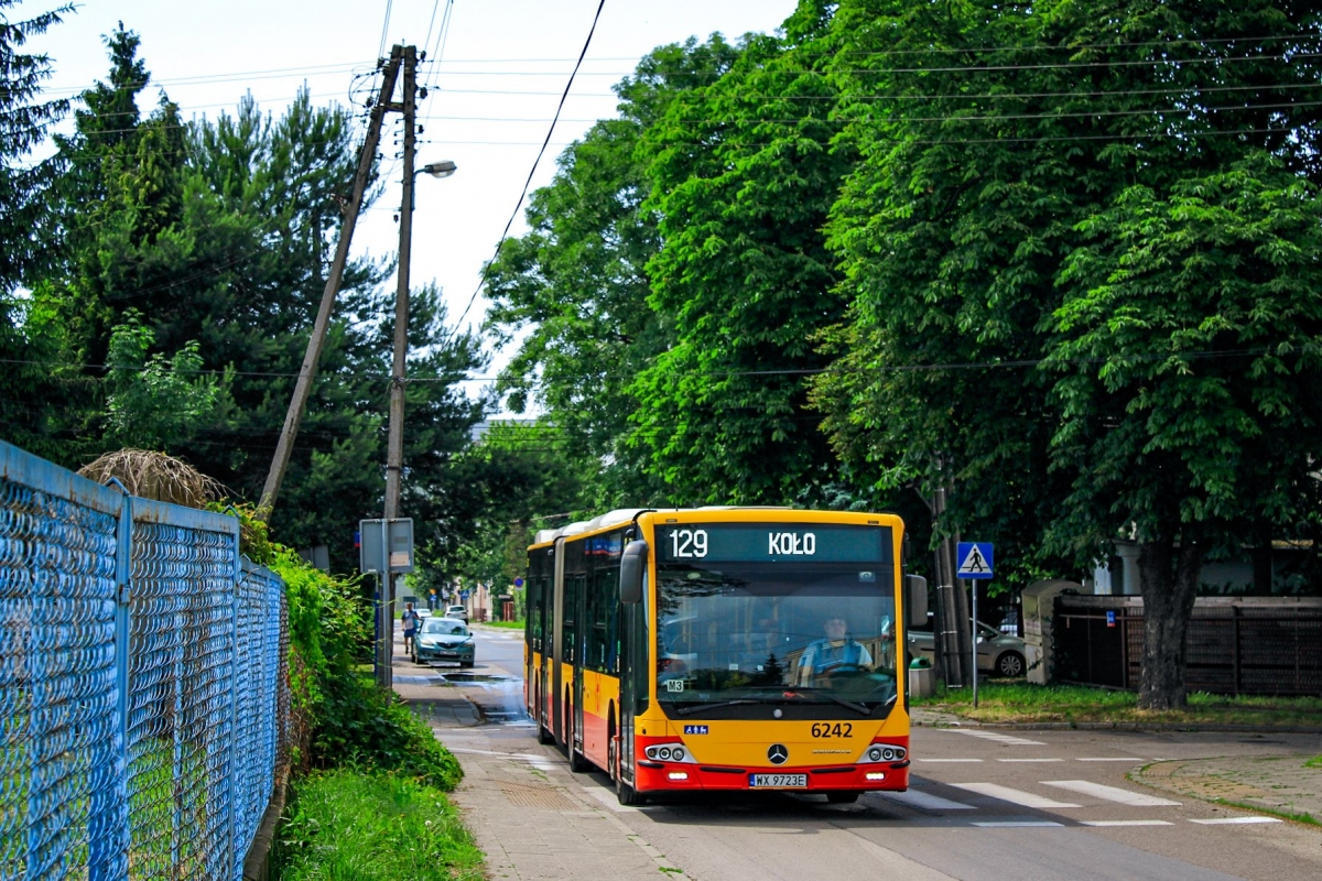 6242
Promocja na BoĹźe CiaĹo
Słowa kluczowe: DziwadĹo
