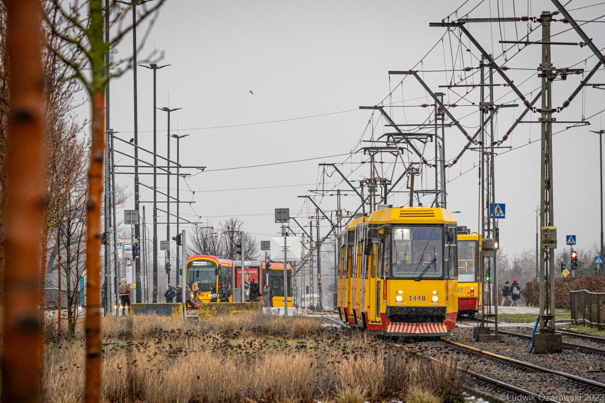 1448+1447
Praskie 105tki i piękna Polska zima
